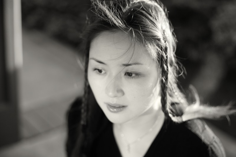 IMAGE: http://www.ethereality.info/ethereality_website/photography/kitty_cat_diaries/2006/kitty_cat_diary-387-2-bw.jpg